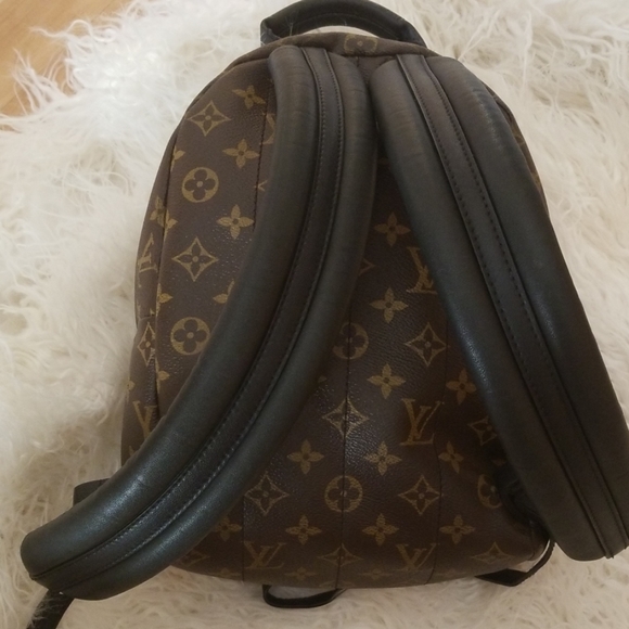 Louis Vuitton backpack mm authentic - Picture 5 of 8
